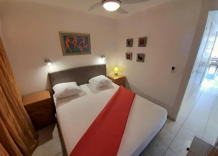 Village Naturiste Poeme *